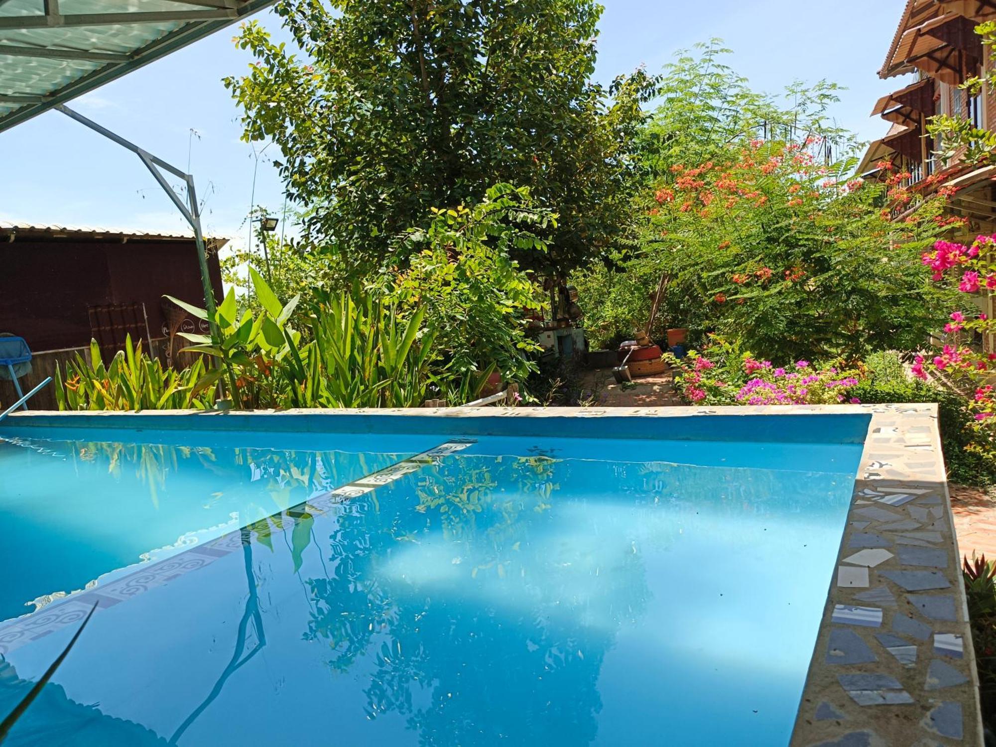 Silk Island Homestay Phnom Penh Exterior foto