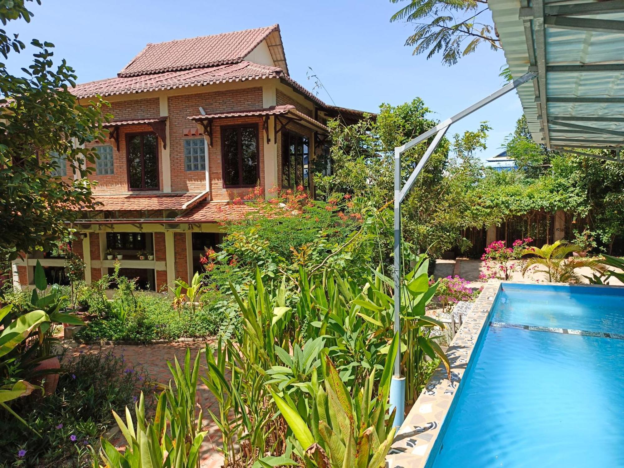 Silk Island Homestay Phnom Penh Exterior foto